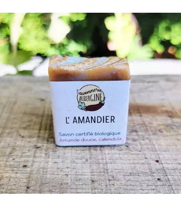 Savon naturel surgras à l'huile d'amande douce, orange et calendula