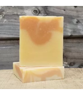 Savon biologique et naturel pour les peaux sensibles, savon bébé